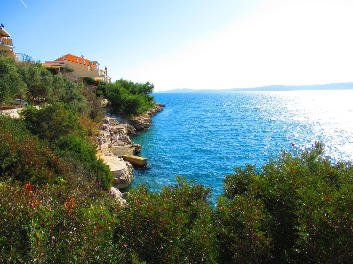 Marcel Apartment Mit Meerblick Trogir Exterior photo