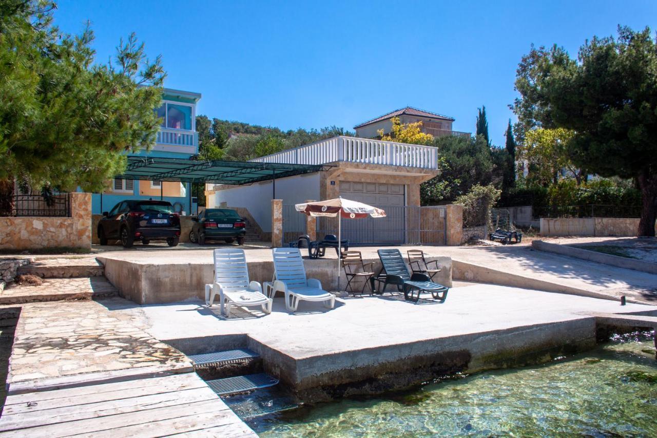 Marcel Apartment Mit Meerblick Trogir Exterior photo